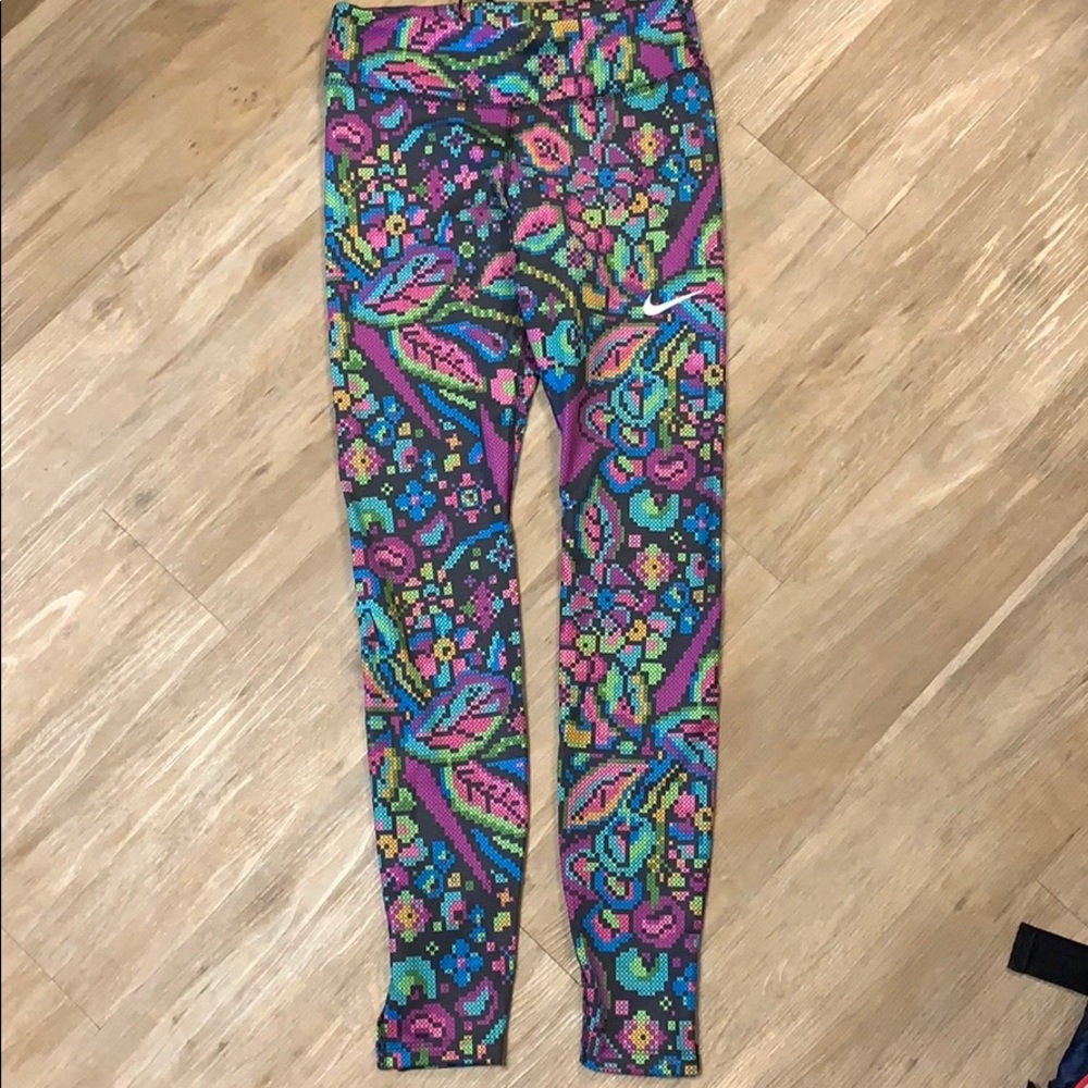 Nike running leggings with tags